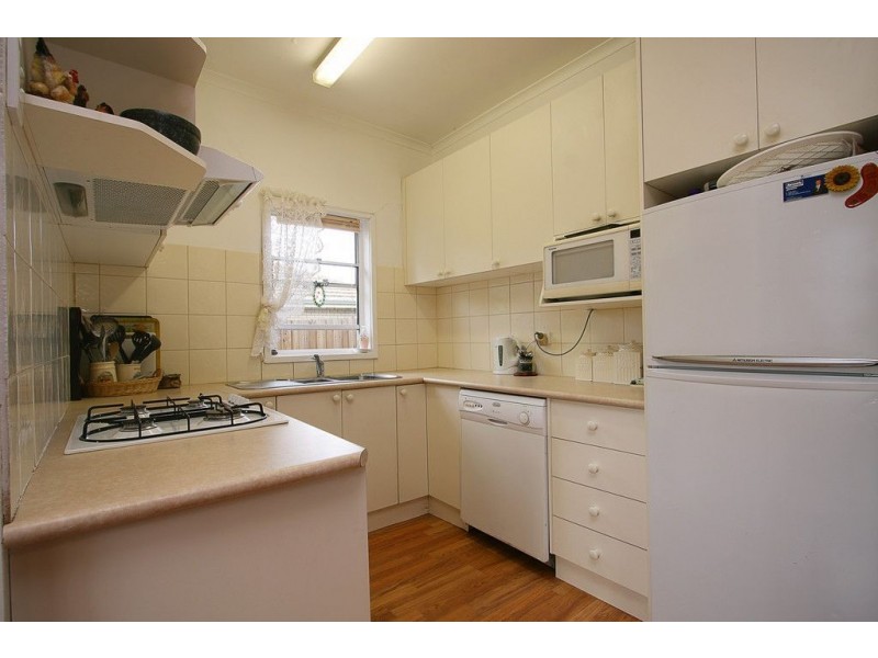 17 Sinclair Road, Bayswater VIC 3153