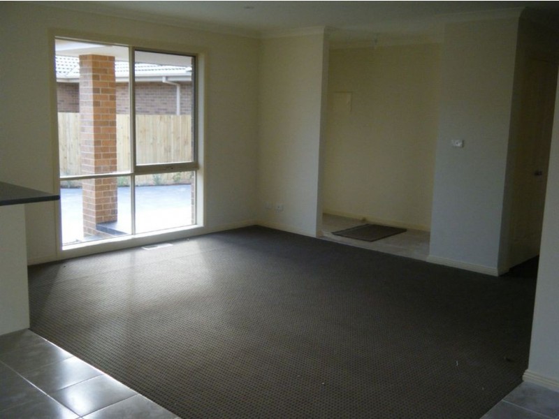 2/87 Albert Avenue, Boronia VIC 3155