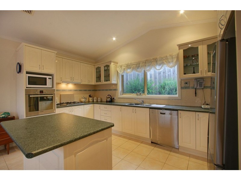 2/12 Gresford Road, Wantirna VIC 3152