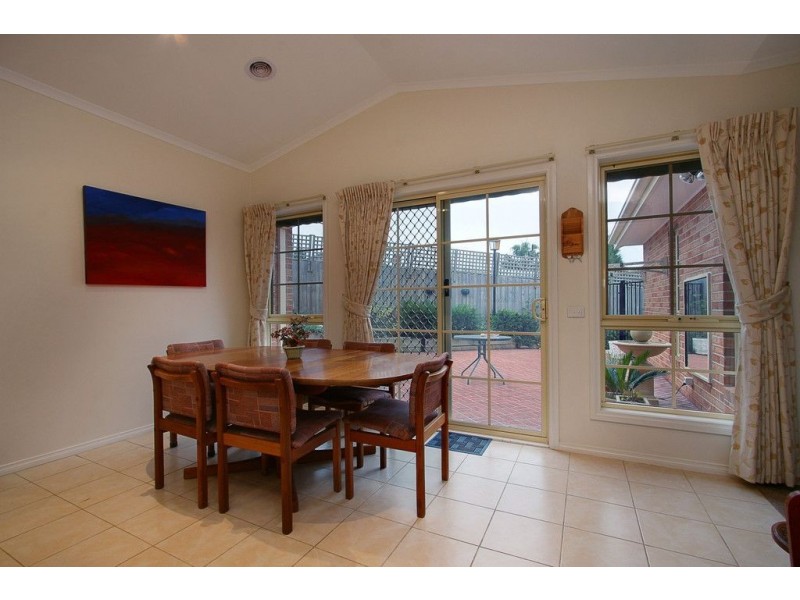 2/12 Gresford Road, Wantirna VIC 3152