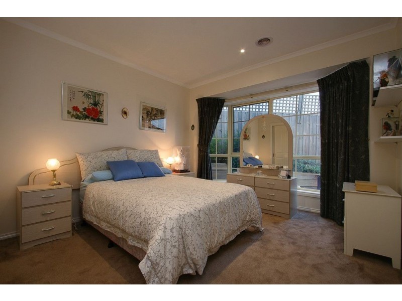 2/12 Gresford Road, Wantirna VIC 3152