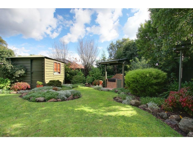 2 Tracey Street, Bayswater VIC 3153