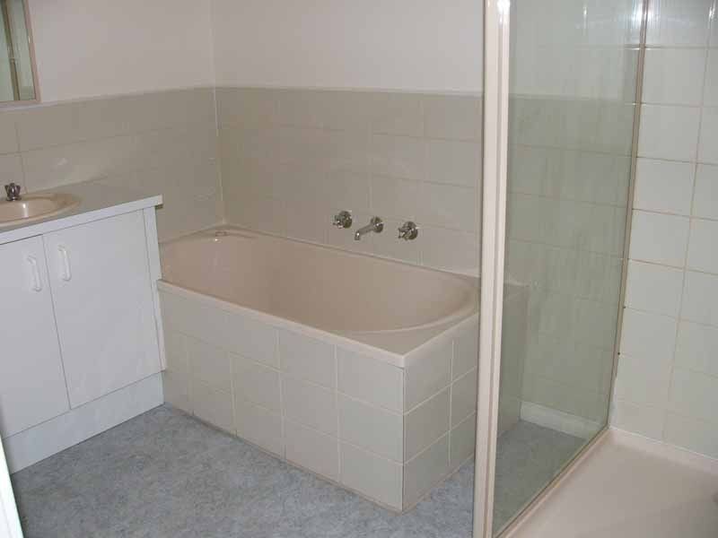 2/14 Wilhelma Avenue, Bayswater VIC 3153