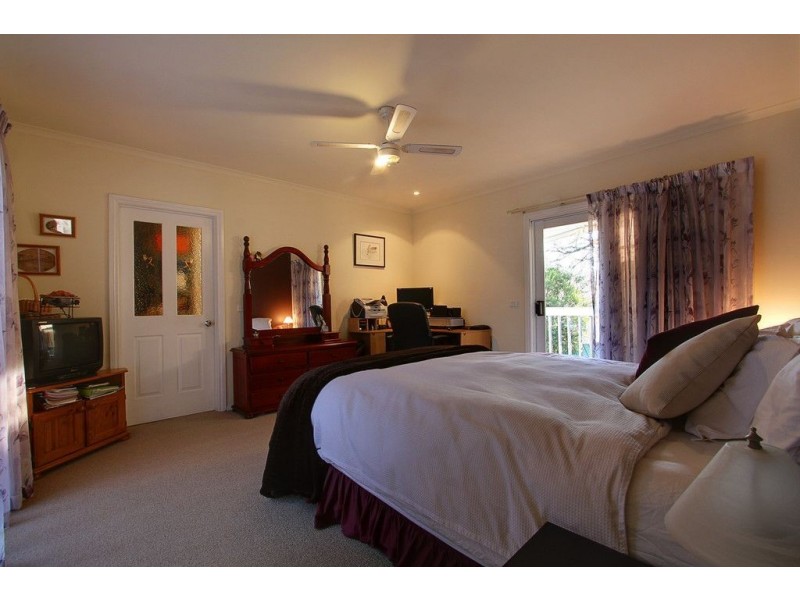 6 Buna Court, Boronia VIC 3155