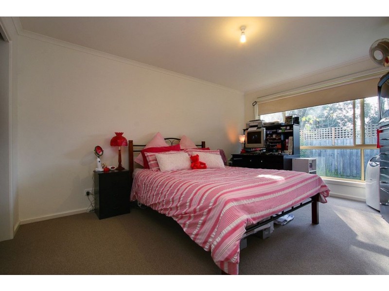 2/11 Maida Avenue, Bayswater VIC 3153