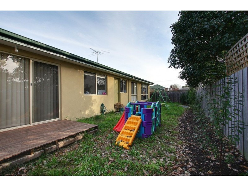 2/11 Maida Avenue, Bayswater VIC 3153