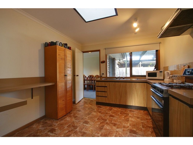 15 Westwood Drive, Bayswater North VIC 3153