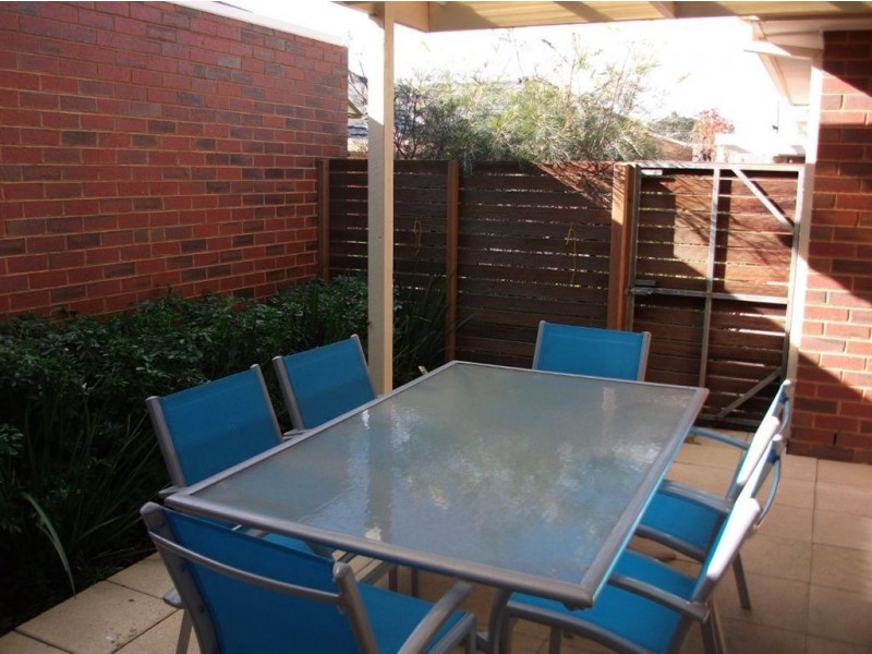 5/8 Myrtle Street, Bayswater VIC 3153