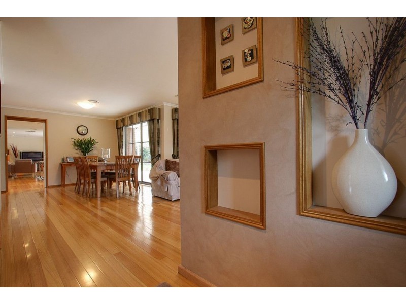 43 Beresford Drive, Boronia VIC 3155