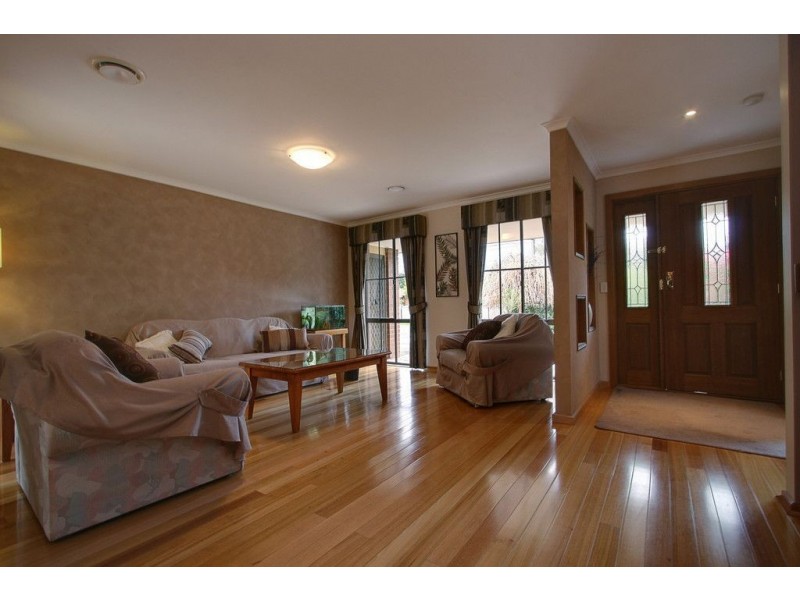 43 Beresford Drive, Boronia VIC 3155