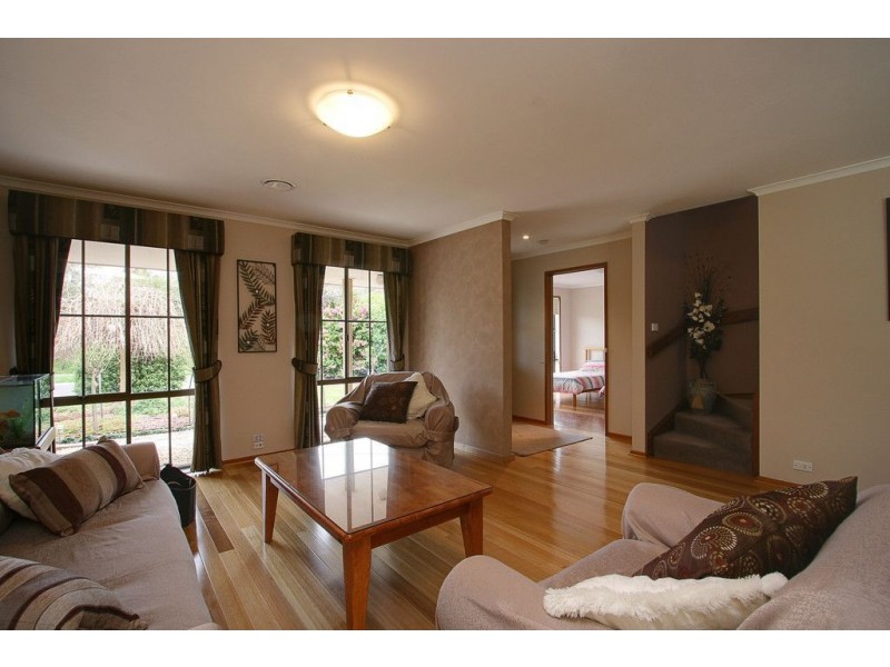 43 Beresford Drive, Boronia VIC 3155