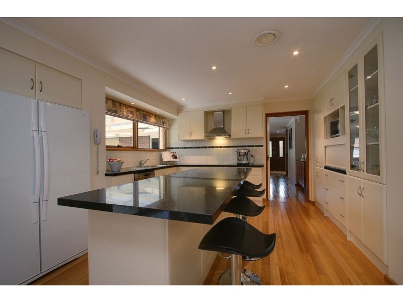 43 Beresford Drive, Boronia VIC 3155