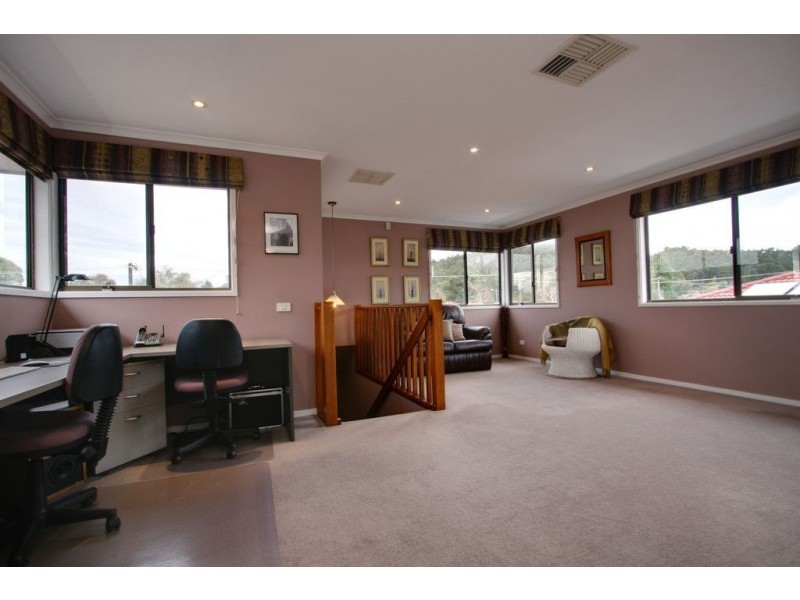 43 Beresford Drive, Boronia VIC 3155