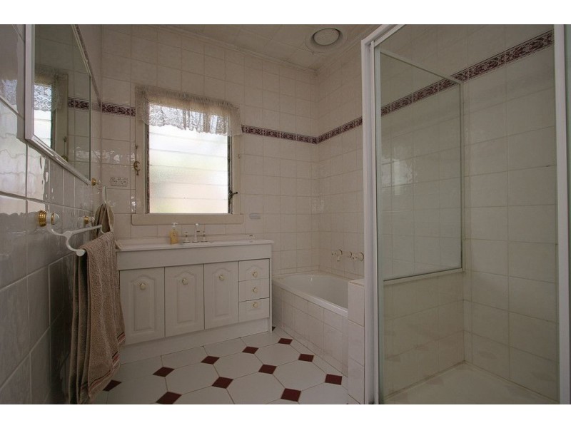 22 Neal Street, Bayswater VIC 3153