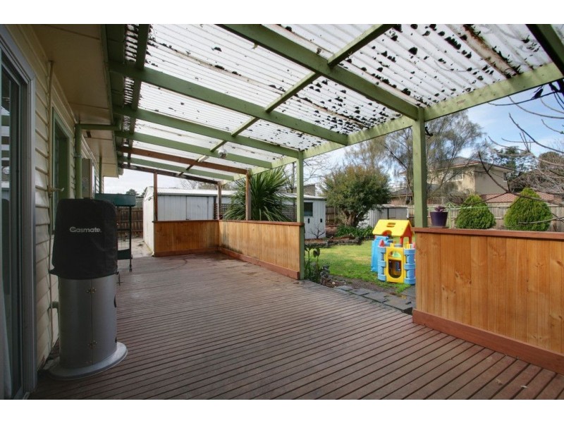 22 Neal Street, Bayswater VIC 3153