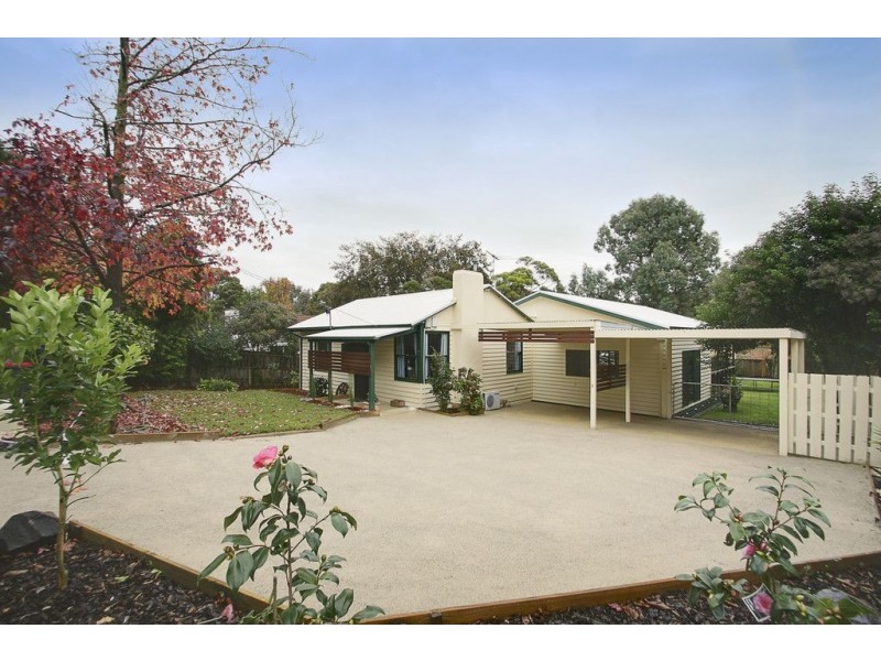 2 Wayne Avenue, Boronia VIC 3155