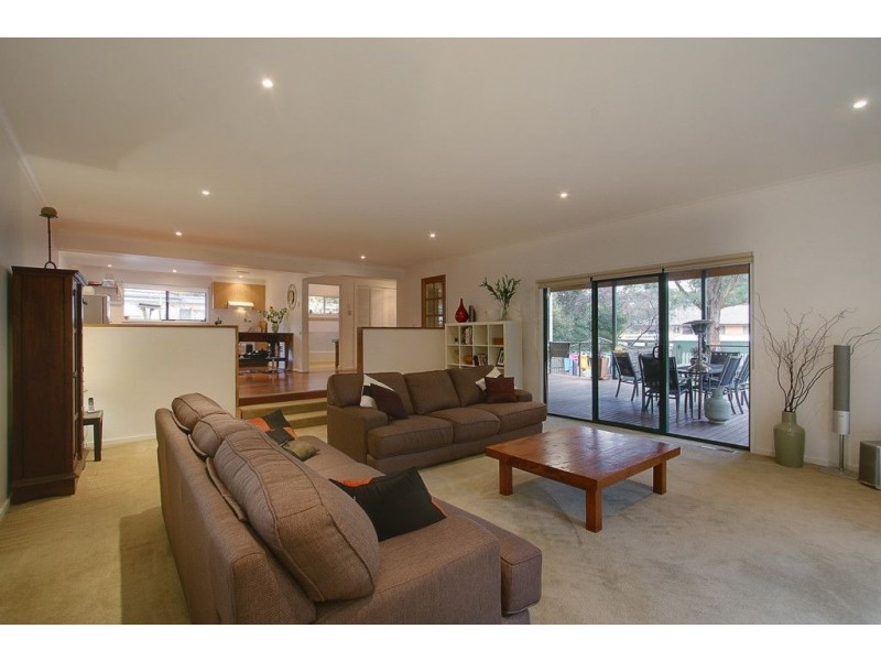 2 Wayne Avenue, Boronia VIC 3155