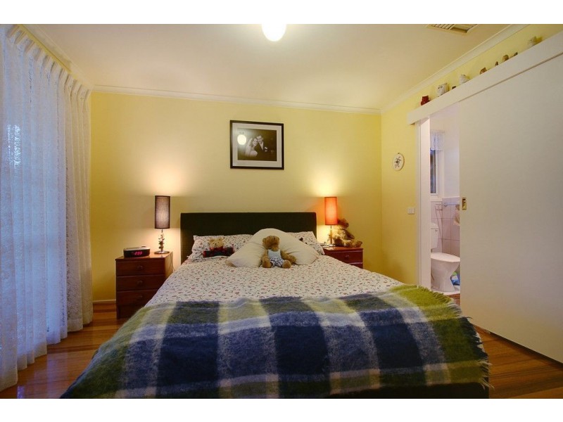 2 Greenglade Court, Bayswater VIC 3153