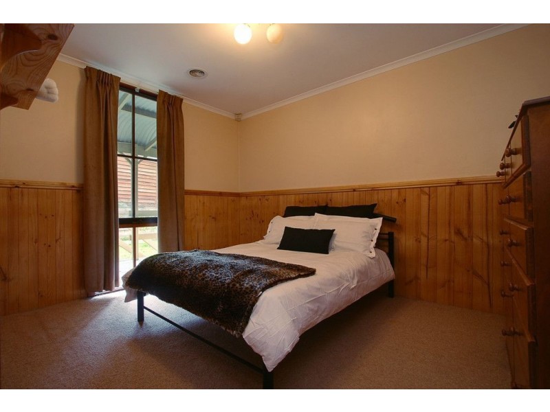38 Inverness Avenue, The Basin VIC 3154
