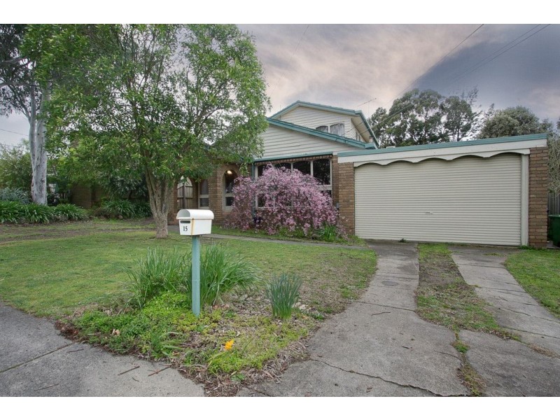 15 Gabrielle Court, Ferntree Gully VIC 3156