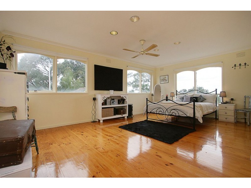 15 Gabrielle Court, Ferntree Gully VIC 3156