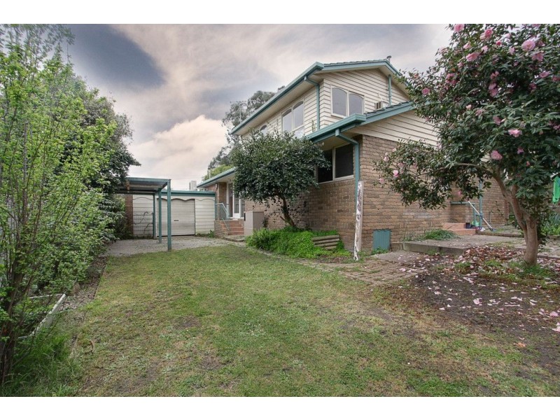 15 Gabrielle Court, Ferntree Gully VIC 3156
