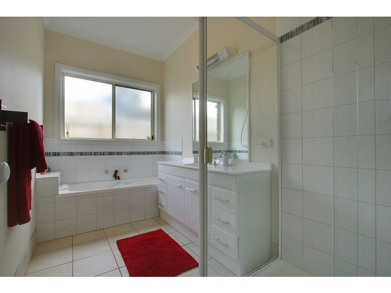 14A Holmes Road, Mooroolbark VIC 3138