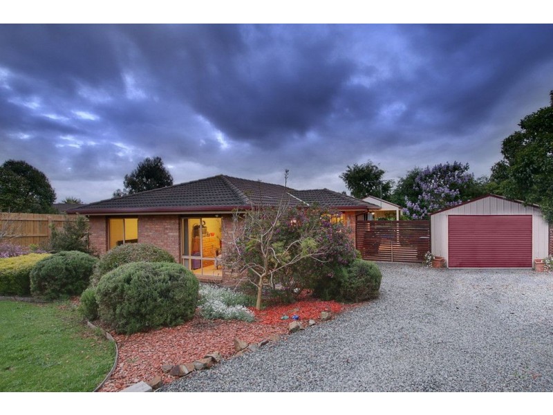 10 Apple Grove, Bayswater VIC 3153
