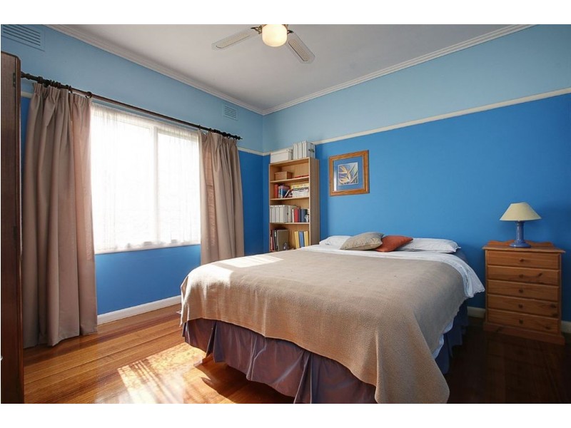 22 Neal Street, Bayswater VIC 3153
