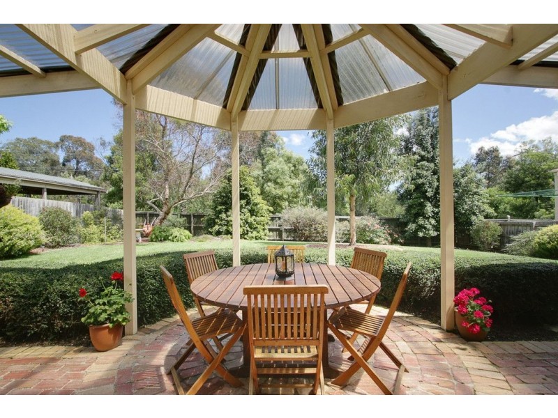 6 Academy Drive, The Basin VIC 3154