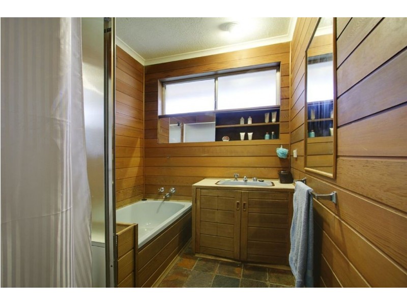 12 Royal Street, Upper Ferntree Gully VIC 3156