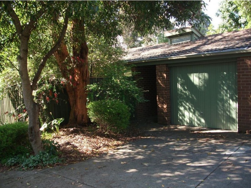 2/27 Alma Street, Ferntree Gully VIC 3156