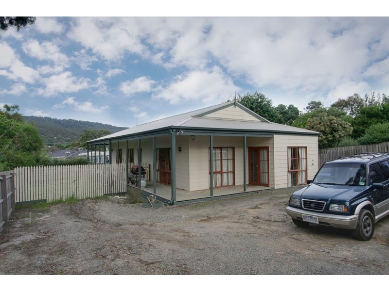 47 Nathan Street, Ferntree Gully VIC 3156