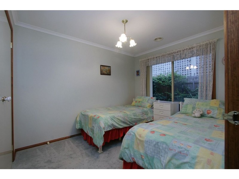 8 Warbler Court, Boronia VIC 3155