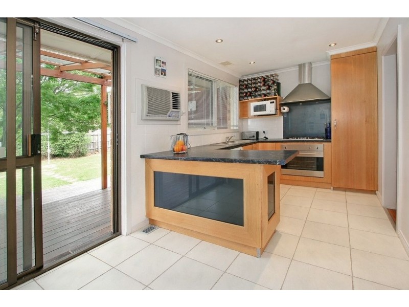 12 Florida Drive, Ferntree Gully VIC 3156