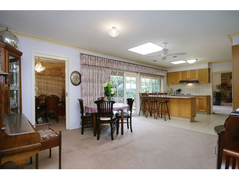 94 Barmah Drive West, Wantirna VIC 3152