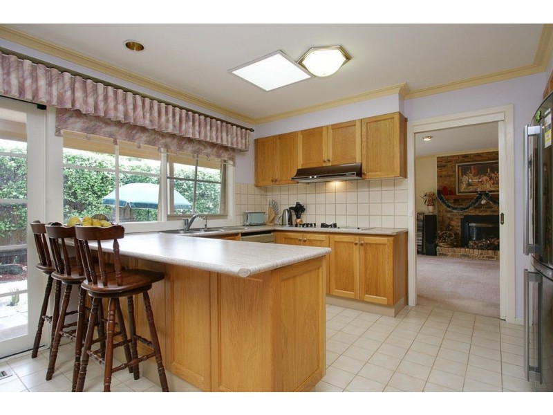 94 Barmah Drive West, Wantirna VIC 3152