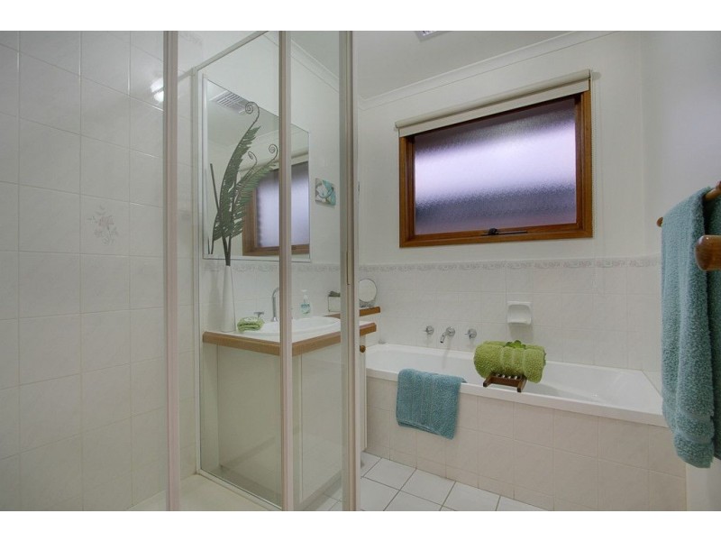 7 Clarkedale Rise, Kilsyth South VIC 3137