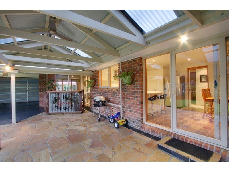 7 Clarkedale Rise, Kilsyth South VIC 3137