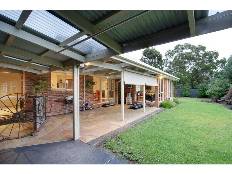 7 Clarkedale Rise, Kilsyth South VIC 3137