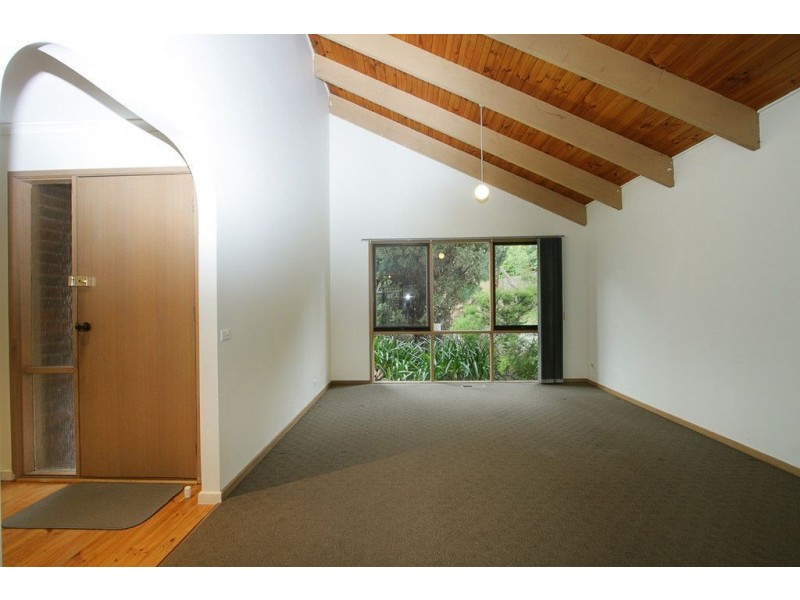 2 Debson Close, Boronia VIC 3155