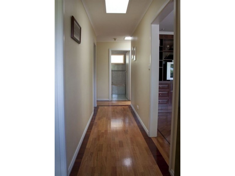 23 Highland Crescent, Mooroolbark VIC 3138