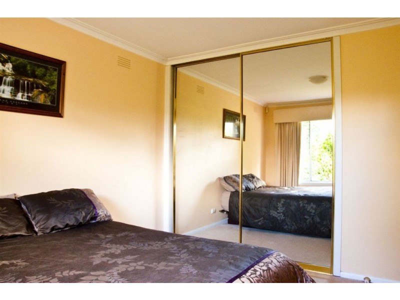 23 Highland Crescent, Mooroolbark VIC 3138