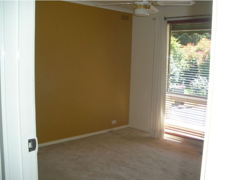 16 Garden Avenue, Boronia VIC 3155