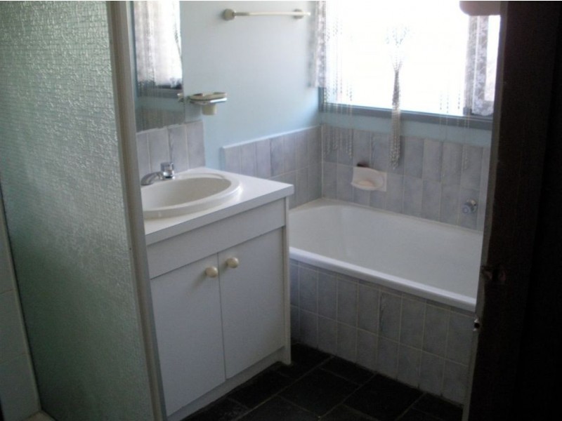 61 Sullivan Avenue, Rowville VIC 3178