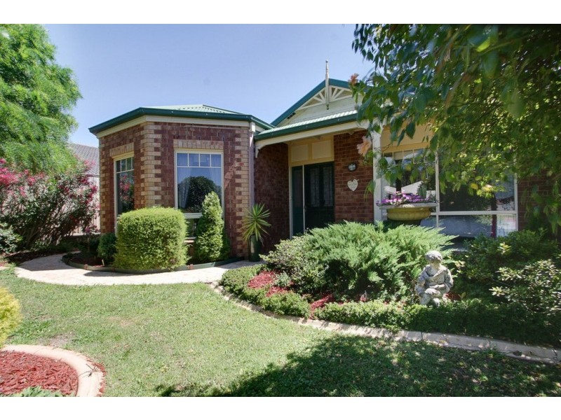 2 Illuminate Court, Kilsyth South VIC 3137