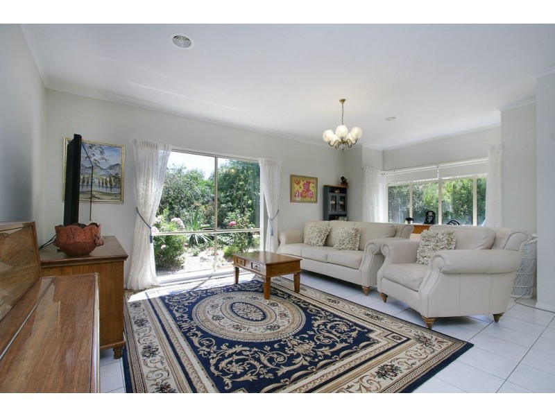 2 Illuminate Court, Kilsyth South VIC 3137