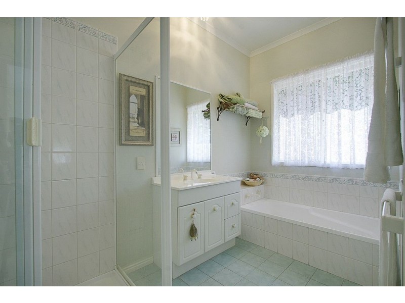 2 Illuminate Court, Kilsyth South VIC 3137