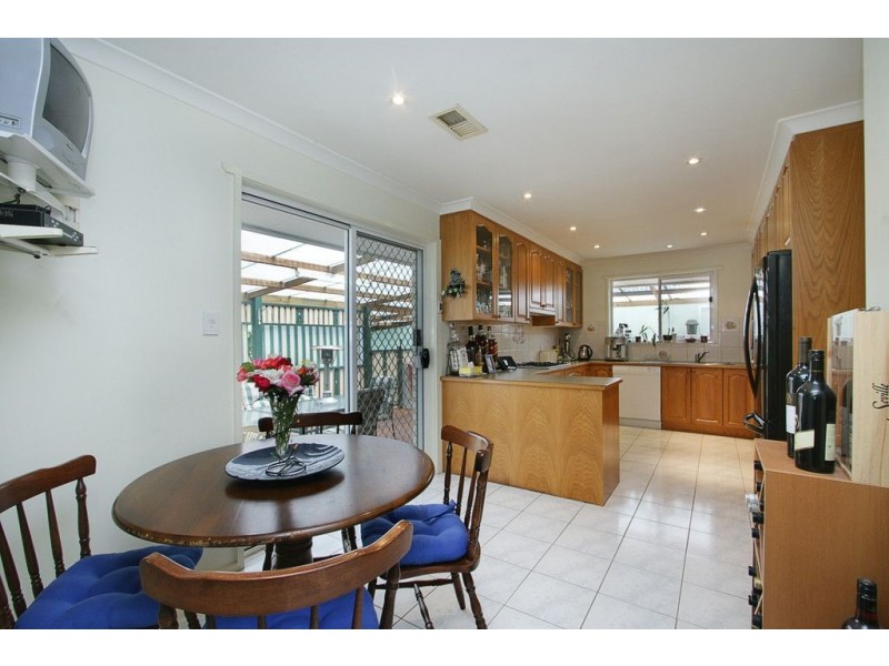 10 Cinerea Avenue, Ferntree Gully VIC 3156