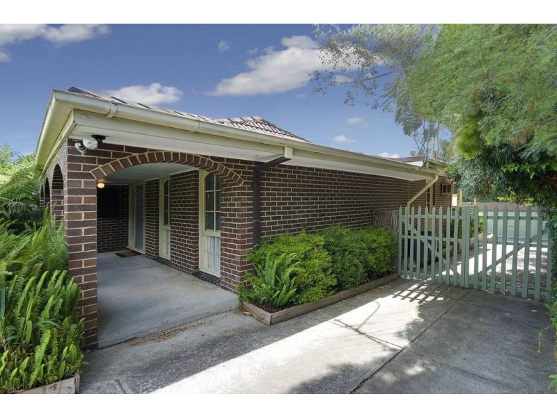 27 Alvina Street, Ferntree Gully VIC 3156